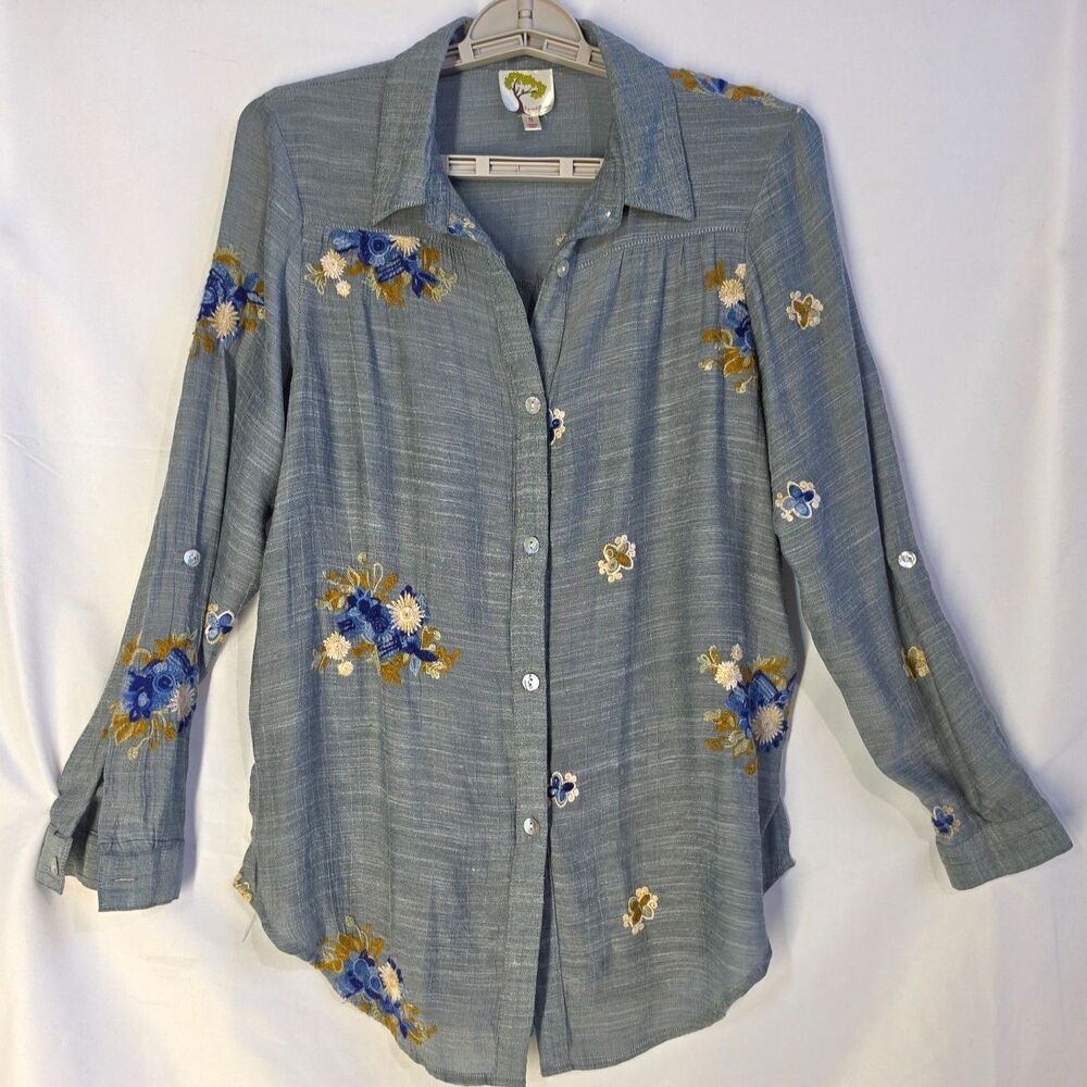 Fig and Flower Floral Embroidered Chambray Shirt Roll Tab Sleeve Boho Blouse S